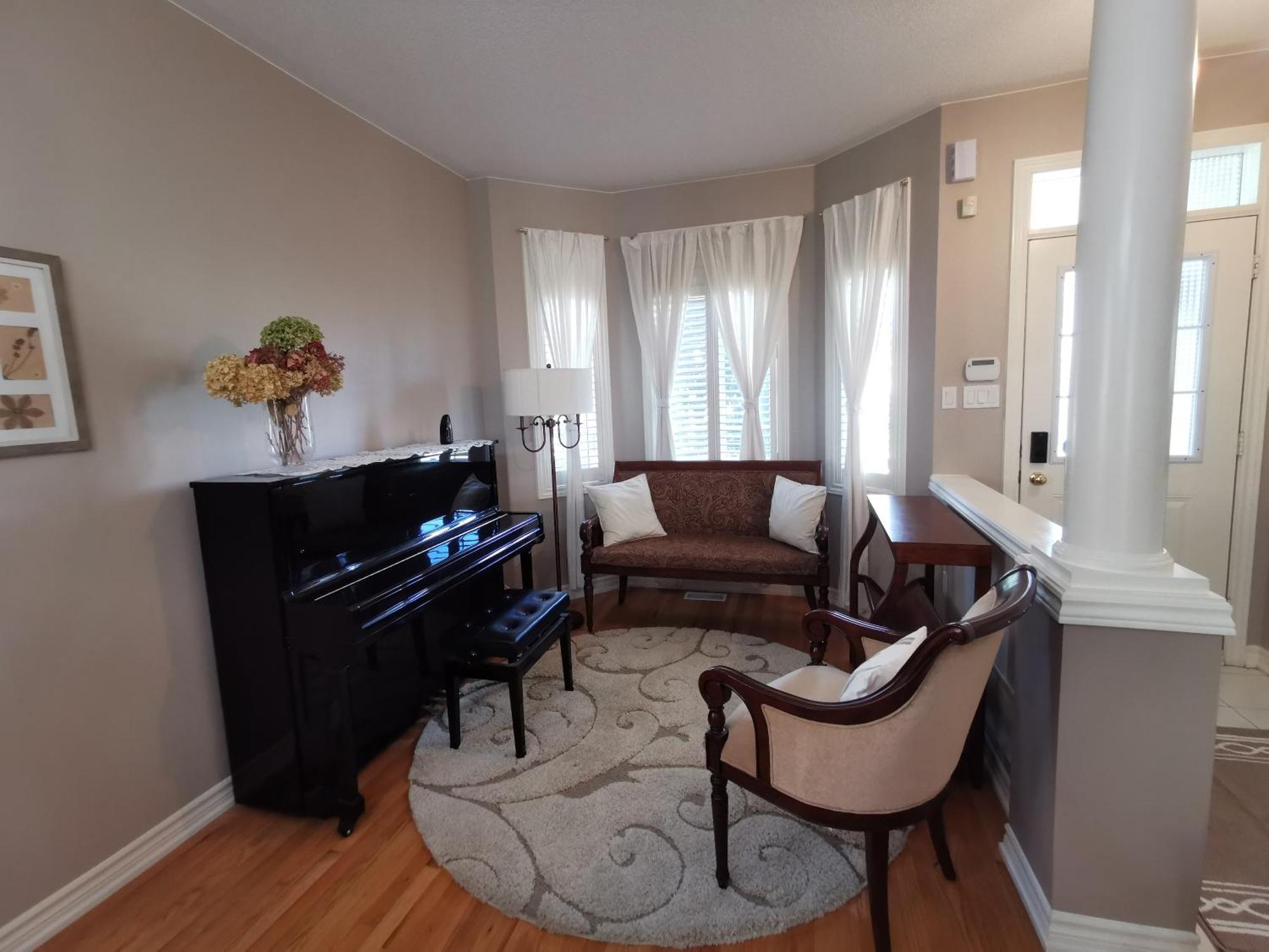 4 Bedroom 3 Washroom Charming Home In Markham With Warm Cozy Vibe Eksteriør bilde