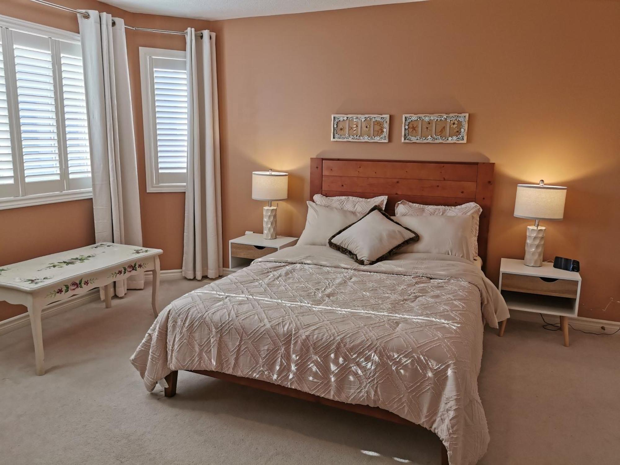 4 Bedroom 3 Washroom Charming Home In Markham With Warm Cozy Vibe Eksteriør bilde