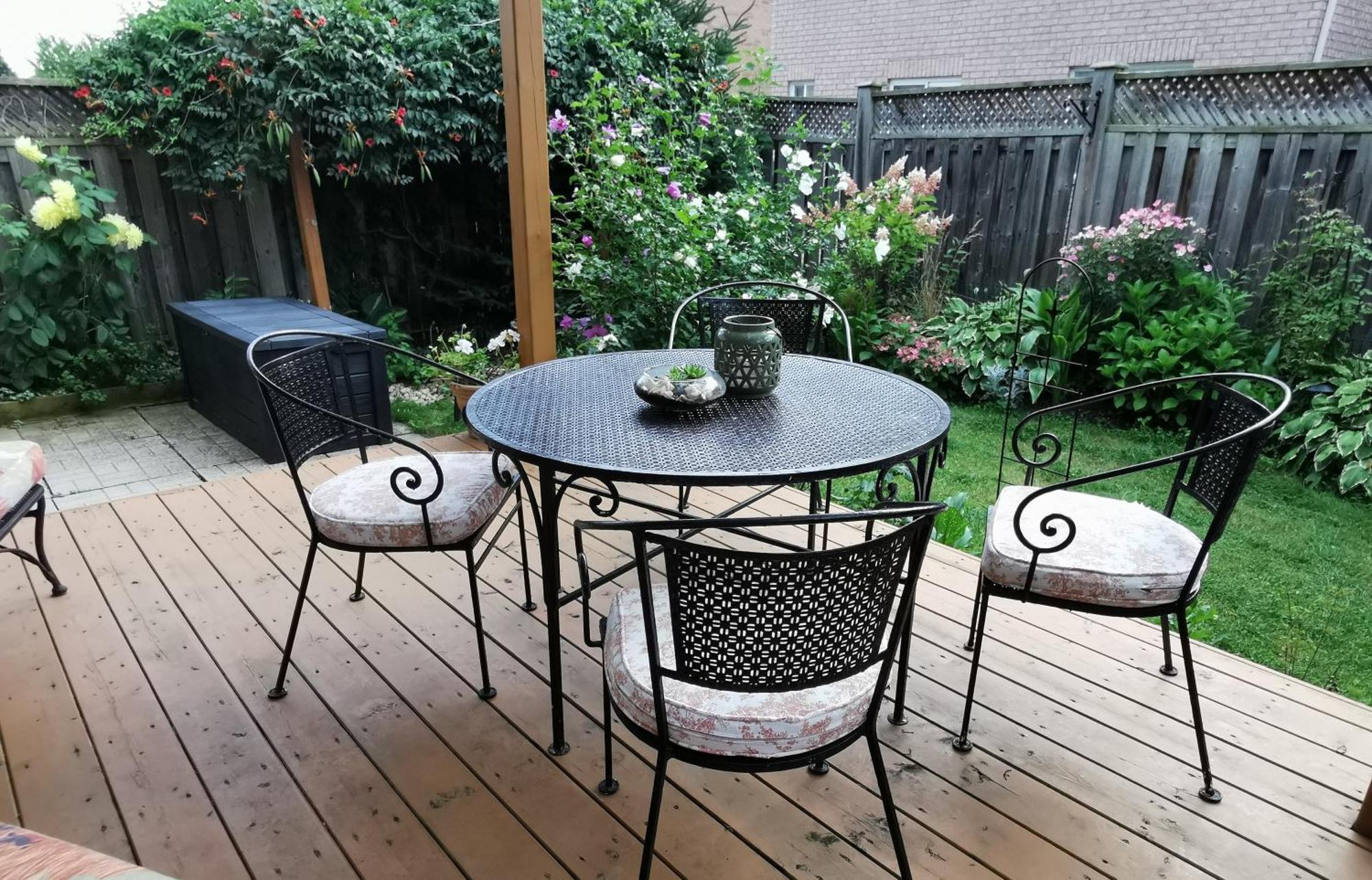 4 Bedroom 3 Washroom Charming Home In Markham With Warm Cozy Vibe Eksteriør bilde
