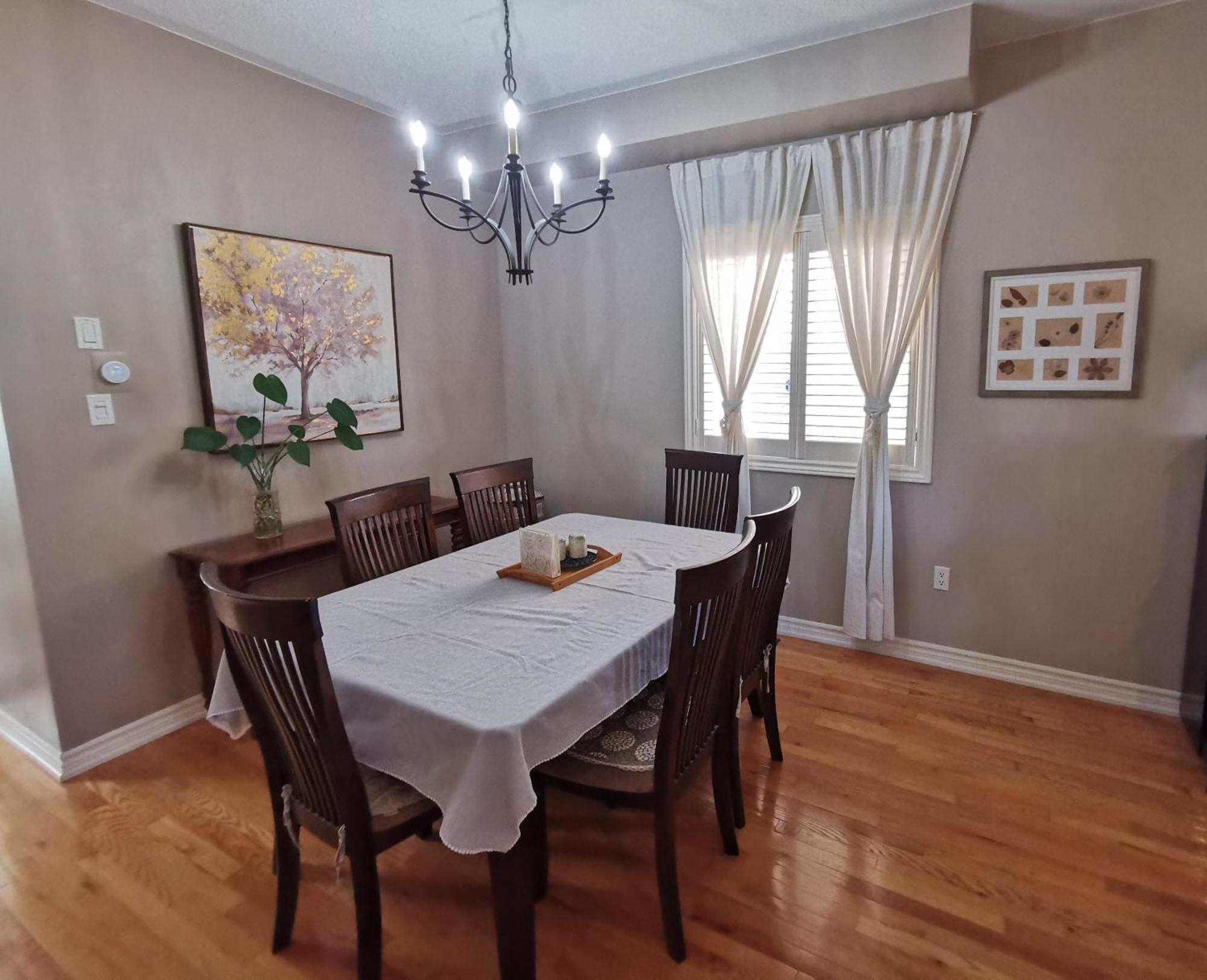 4 Bedroom 3 Washroom Charming Home In Markham With Warm Cozy Vibe Eksteriør bilde